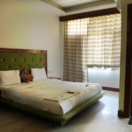 Hotel Elite Sector 45 I Gurgaon Central I Couple Friendly Extérieur photo