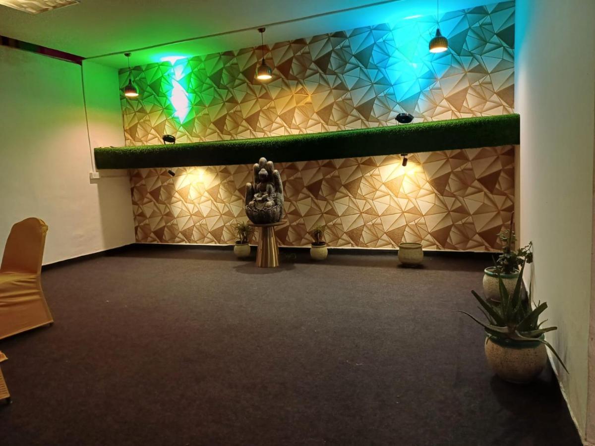 Hotel Elite Sector 45 I Gurgaon Central I Couple Friendly Extérieur photo