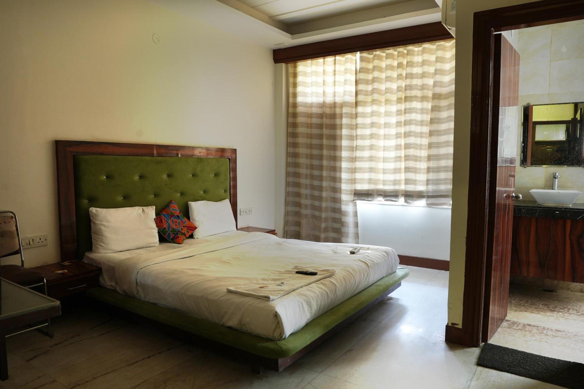 Hotel Elite Sector 45 I Gurgaon Central I Couple Friendly Extérieur photo