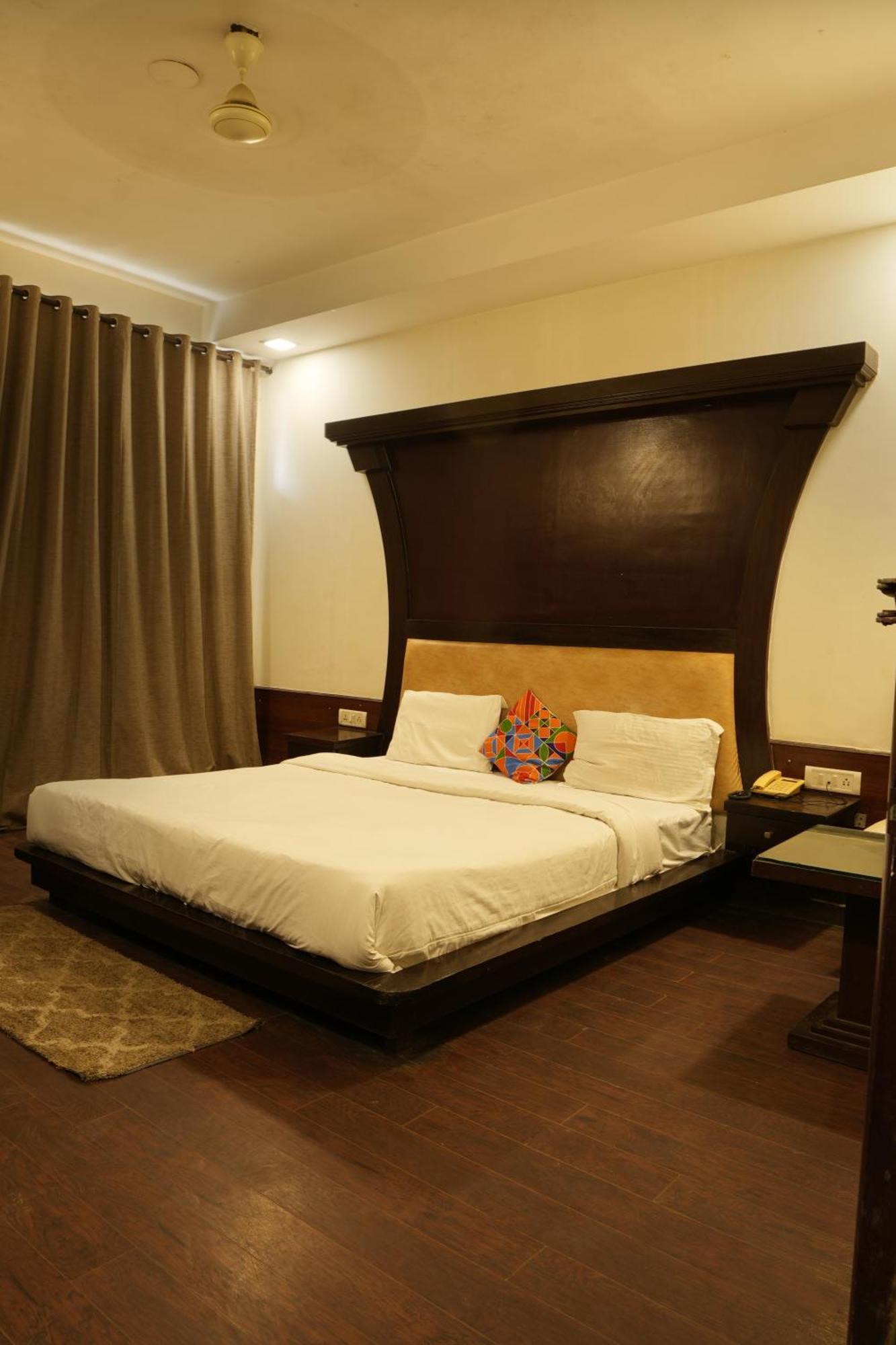 Hotel Elite Sector 45 I Gurgaon Central I Couple Friendly Extérieur photo