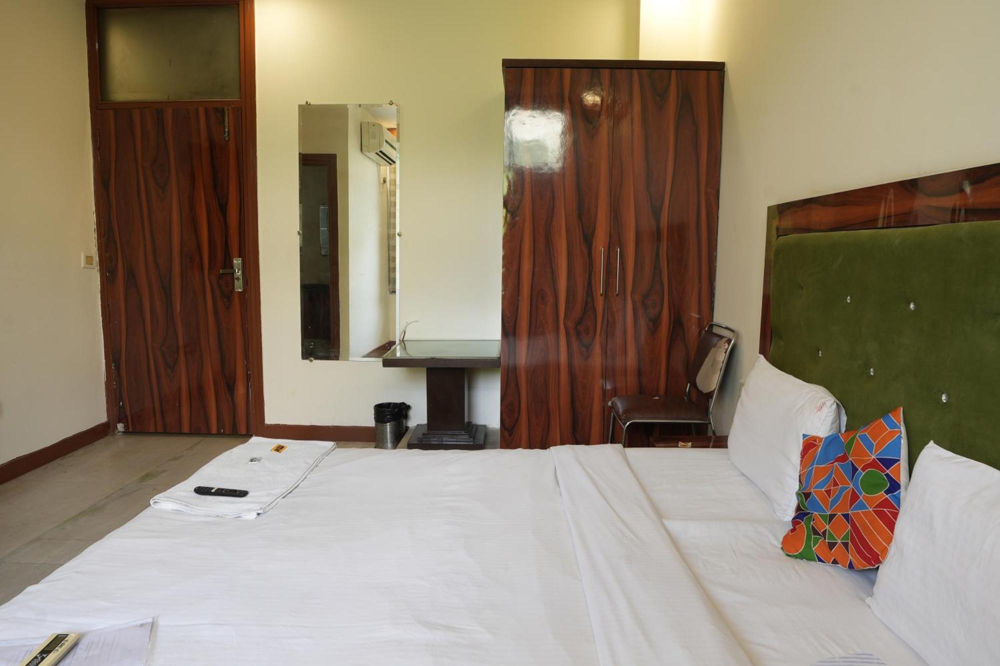 Hotel Elite Sector 45 I Gurgaon Central I Couple Friendly Extérieur photo