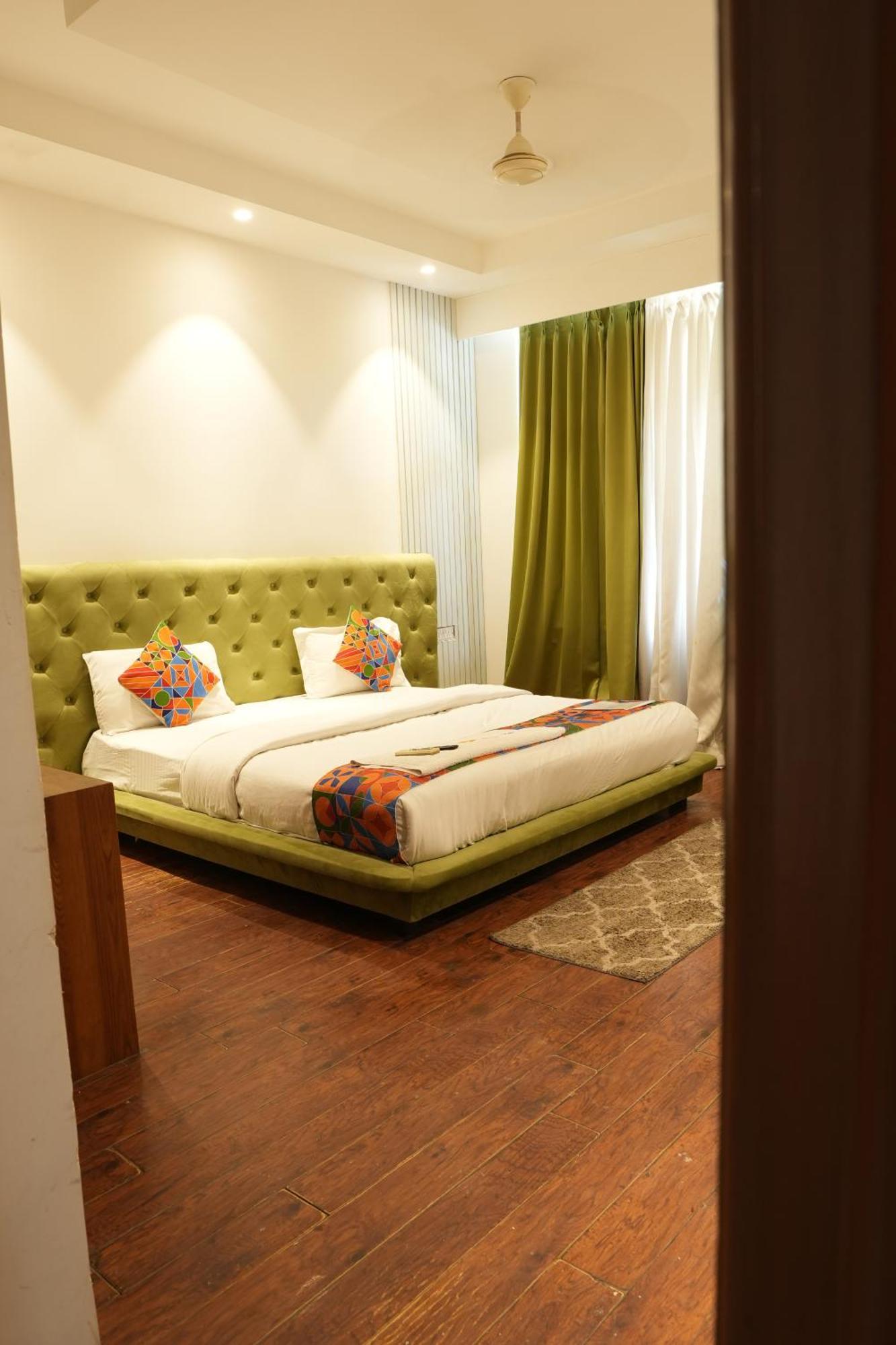 Hotel Elite Sector 45 I Gurgaon Central I Couple Friendly Extérieur photo