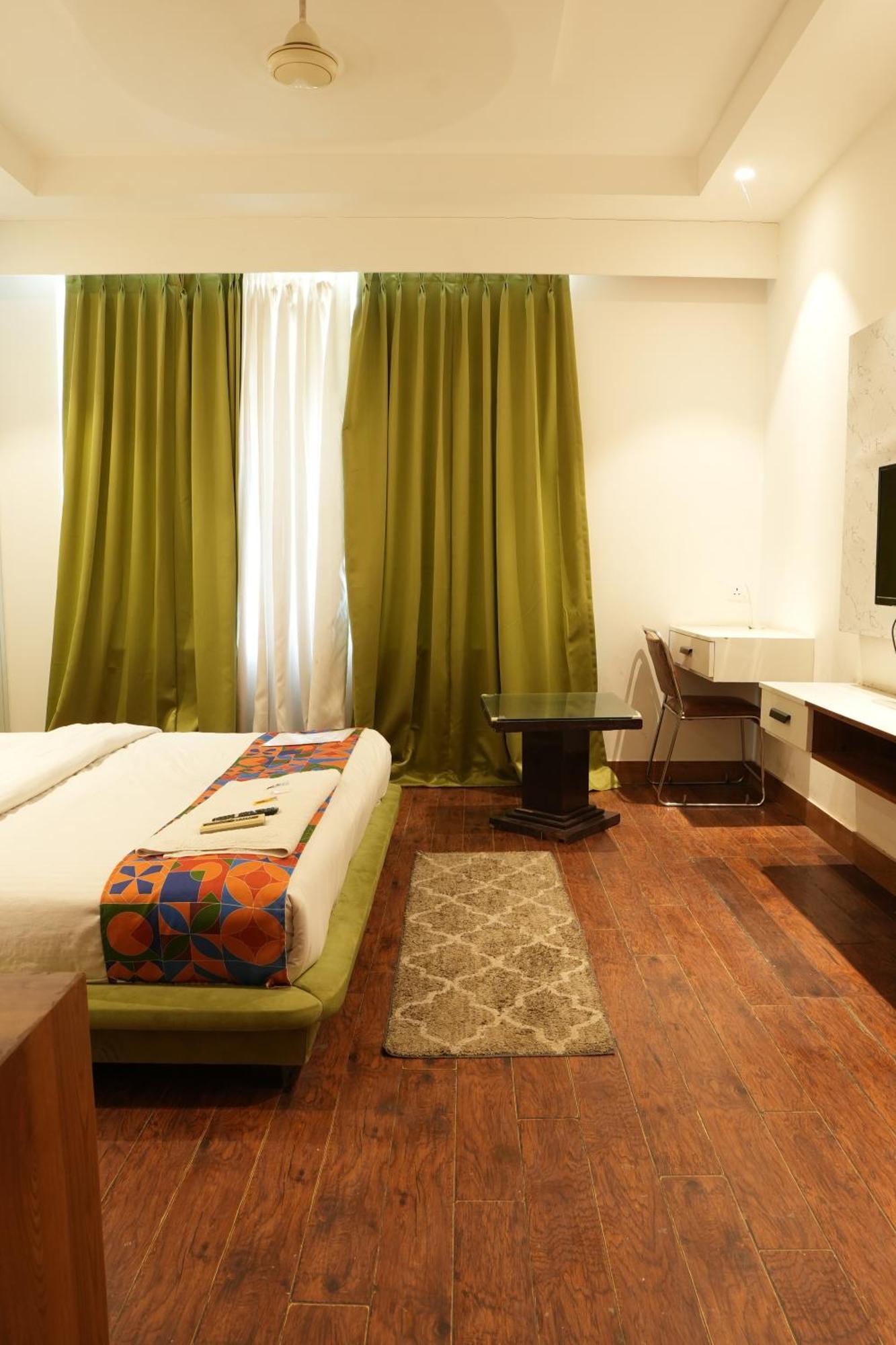 Hotel Elite Sector 45 I Gurgaon Central I Couple Friendly Extérieur photo